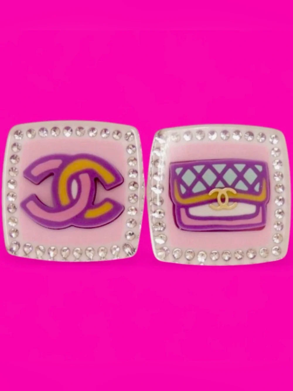 💟 CC 💟 CHANEL 💖 Resin Stud 👛